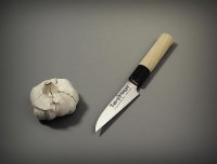 japoński nóż ze stali